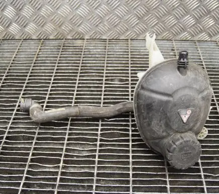 Mercedes-Benz GLC X253 C253 Coolant expansion tank/reservoir A0005840807 A2135017400