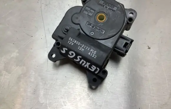 Lexus GS 300 350 430 450H Air flap motor/actuator 0638000171