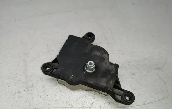 Chrysler 300M Air flap motor/actuator P04602273AC