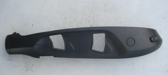 BMW 3 F30 F35 F31 Front door seat control surround trim 9227855
