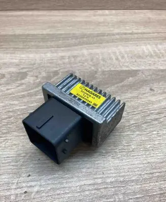 Renault Scenic III - Grand scenic III Glow plug pre-heat relay 8200859243