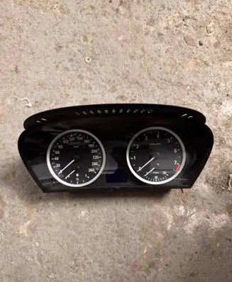 BMW 5 E60 E61 Speedometer (instrument cluster)