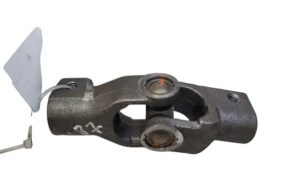 Toyota Avensis T250 Steering column universal joint