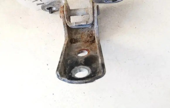 Toyota Corolla Verso E121 Front door upper hinge