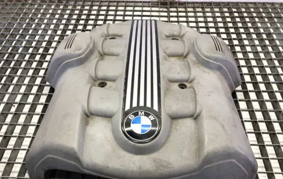 BMW 7 E65 E66 Engine cover (trim) 7511559