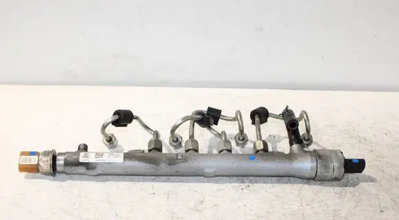 Volkswagen Golf VI Fuel main line pipe 03L130089B 03L130764A