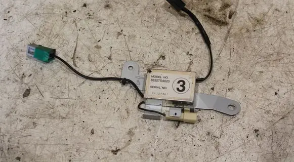 Subaru Forester SF Aerial antenna amplifier 86327SA020