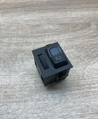 Volkswagen Golf I Light switch 321941531K 847256