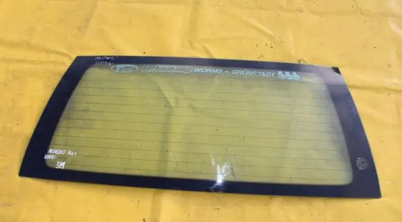 Ford Mondeo MK I Rear windscreen/windshield window 