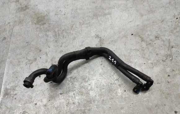 Volkswagen Golf IV Engine coolant pipe/hose
