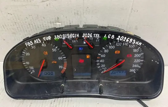 Volkswagen PASSAT B5 Speedometer (instrument cluster) 3B0919861H