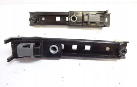 Opel Meriva B Seat belt adjustment rail 13504878