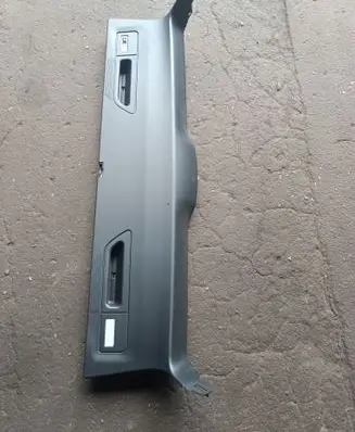 BMW X5 E70 Tailgate/boot cover trim set 51497149636 7149636