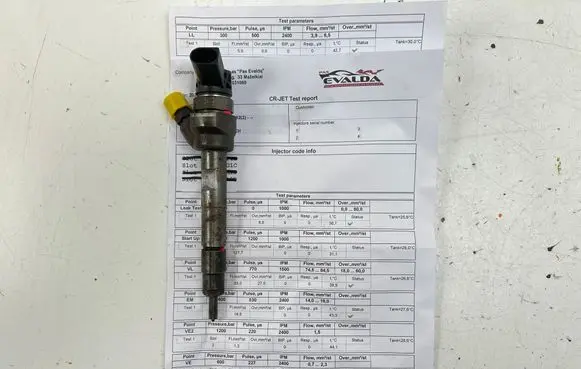 BMW 3 E90 E91 Fuel injector 7810702