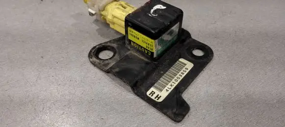 Subaru Outback Airbag deployment crash/impact sensor 98231AE000 1876003470