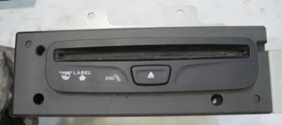 Jeep Grand Cherokee CD/DVD changer P05091245AE