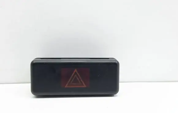 BMW 5 E39 Hazard light switch 8350947