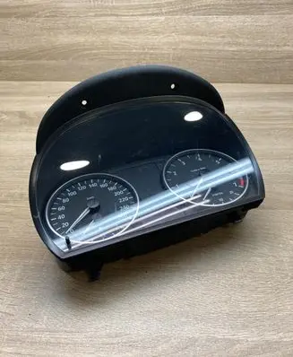 BMW 3 E90 E91 Speedometer (instrument cluster) 9110197