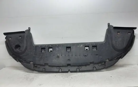Peugeot 3008 II Front bumper skid plate/under tray 9811450077