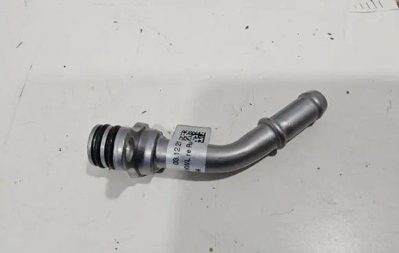 Mercedes-Benz E AMG W213 Engine coolant pipe/hose A1772003851