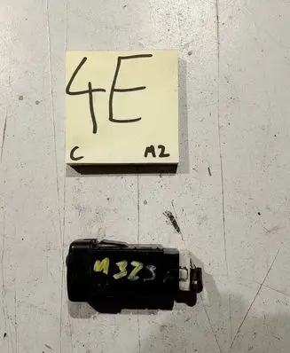 Mazda 323 Electric window control switch BN4A66350