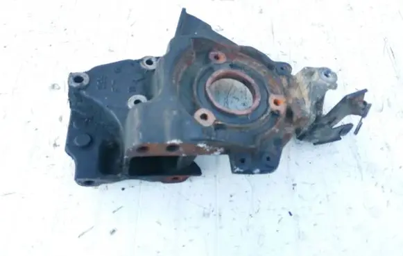 Engine mounting bracket