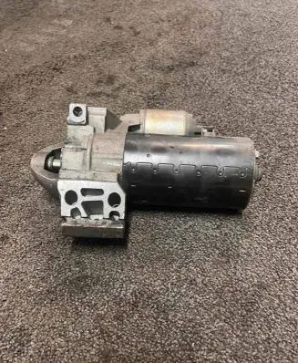 BMW 5 F10 F11 Starter motor 8515900
