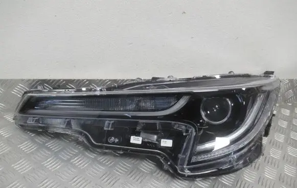 Toyota Corolla E210 E21 Headlight/headlamp 81170-02S70 8117002S70 PL125011T