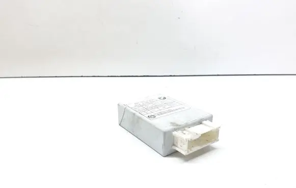 BMW 5 E60 E61 Air suspension control unit module (rear) 6784314 37146784314