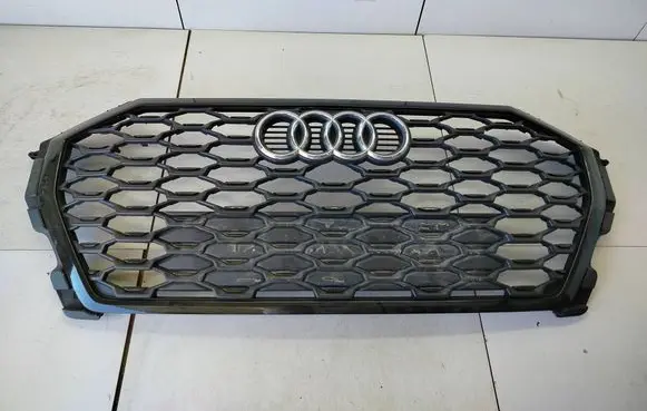 Audi Q3 F3 Front grill 83F853651B