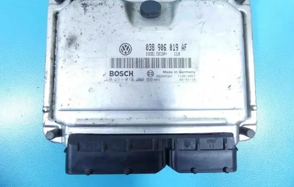 Skoda Fabia Mk1 (6Y) Engine control unit/module ECU 038906019AF IMPRK1319130