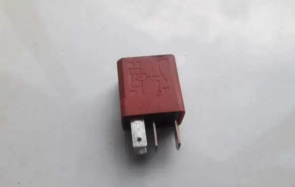 Alfa Romeo 147 Other relay A727 46520422