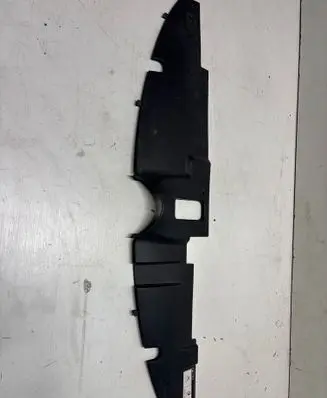 Engine bonnet/hood lock trim molding