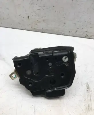 Audi A6 S6 C6 4F Front door lock 4F1837016E