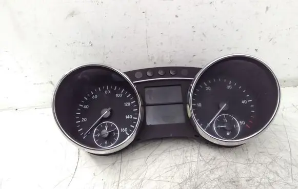 Mercedes-Benz R W251 Speedometer (instrument cluster) A2515409947 A2515401611 A2514420421