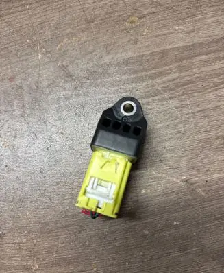 Lexus CT 200H Airbag deployment crash/impact sensor 8983128020 7276JGF0U