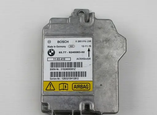 BMW 5 G30 G31 Airbag control unit/module 9240083 0285010258