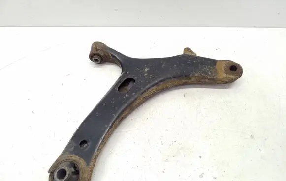 Subaru Impreza IV Front lower control arm/wishbone