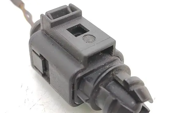 Volkswagen Golf Plus Outside/exterior temperature sensor 8Z0820535