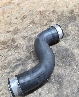 Mercedes-Benz E W211 Intercooler hose/pipe