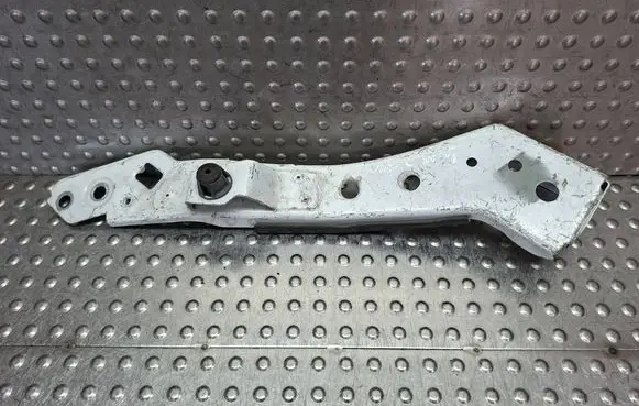 Renault Megane III Headlight/headlamp mounting bracket S26309709 6251306E