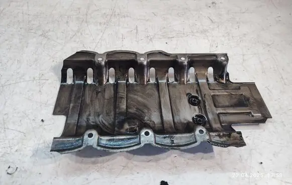 Volkswagen Touareg I other engine part 070115220C