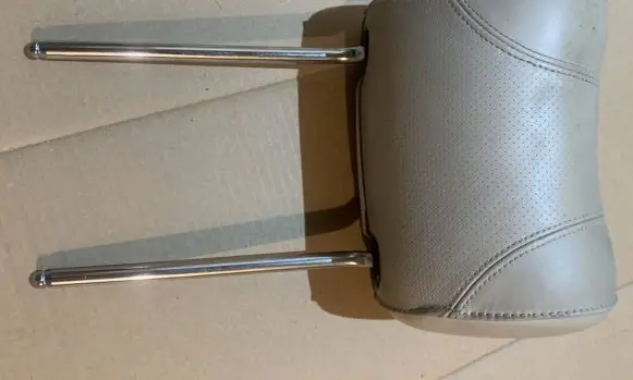 Jaguar XJ X300 Front seat headrest 