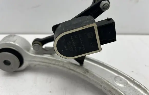 Mercedes-Benz GLE (W166 - C292) Headlight/headlamp level sensor A0045429918