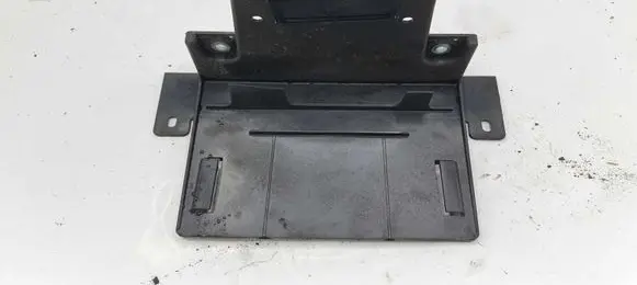 Land Rover Range Rover Sport L320 Other engine bay part AH227Z326AB