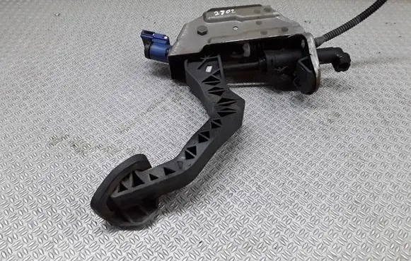 Clutch pedal