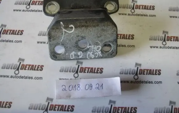 Volvo XC90 Tailgate hinge 30634334