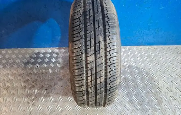 Volvo V70 R15 summer tire 20560R15 DUNLOP