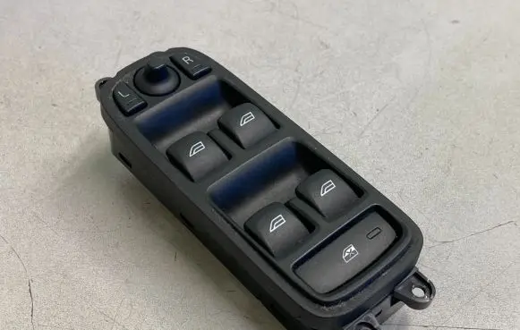 Volvo V60 Electric window control switch 31343101
