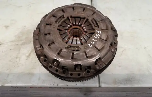 BMW 5 E39 Clutch set kit 7512329 21217512329 21217528209